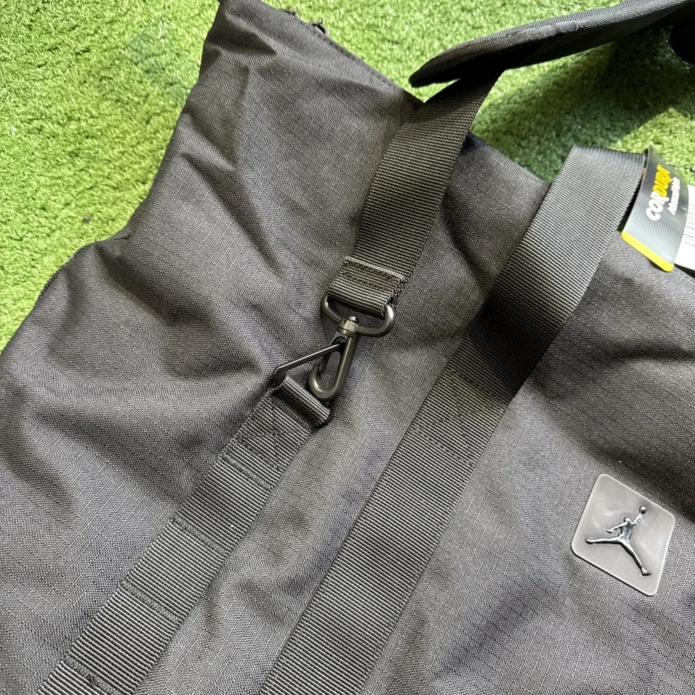 New NIKE JORDAN Cordura Franchise Logo Duffel Bag Dark Smoke Grey MA0900-G9Q NWT